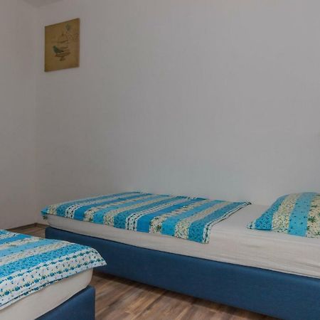 Apartments Maris Цриквеница Экстерьер фото
